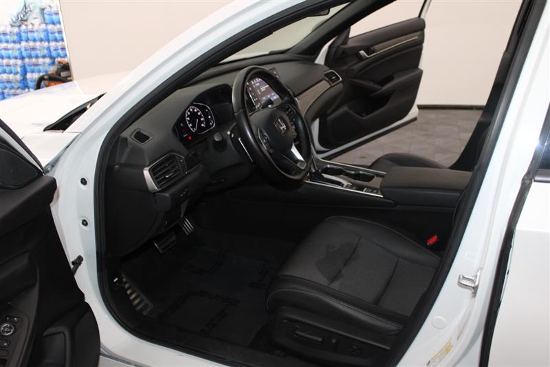 2021 Honda Accord Sport photo 26