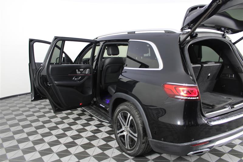 2021 Mercedes Benz GLS 450 4MATIC photo 11