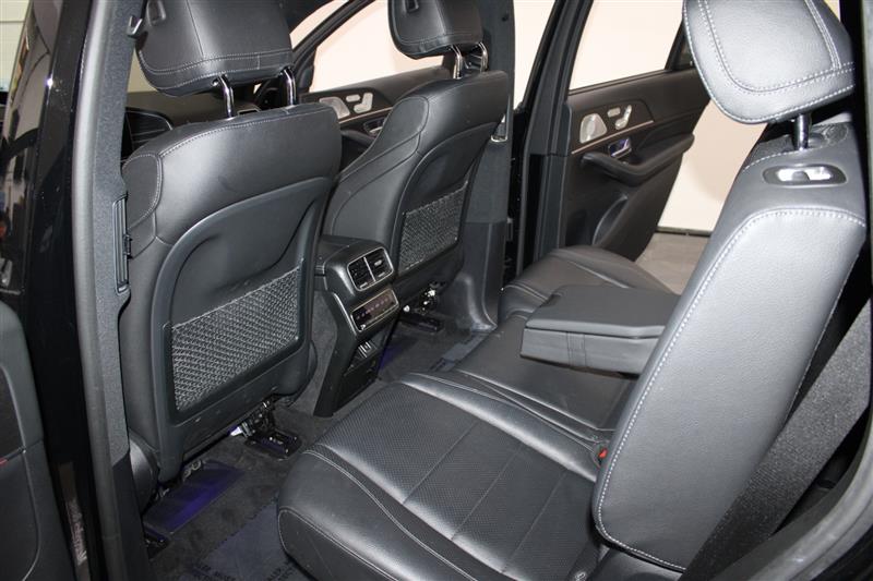 2021 Mercedes Benz GLS 450 4MATIC photo 28
