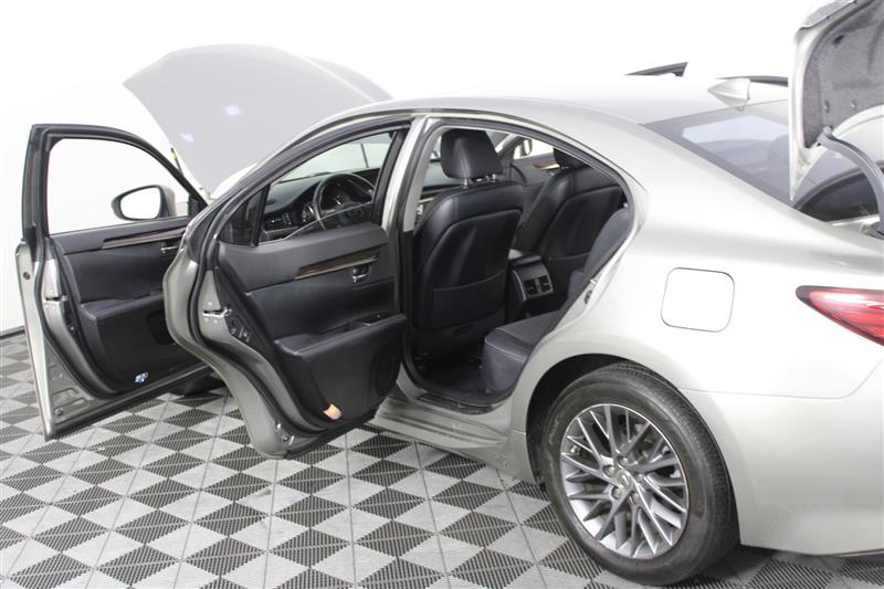 2018 Lexus ES 350 photo 11