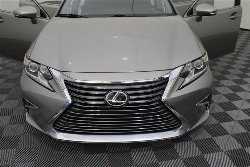 2018 Lexus ES 350 photo 13