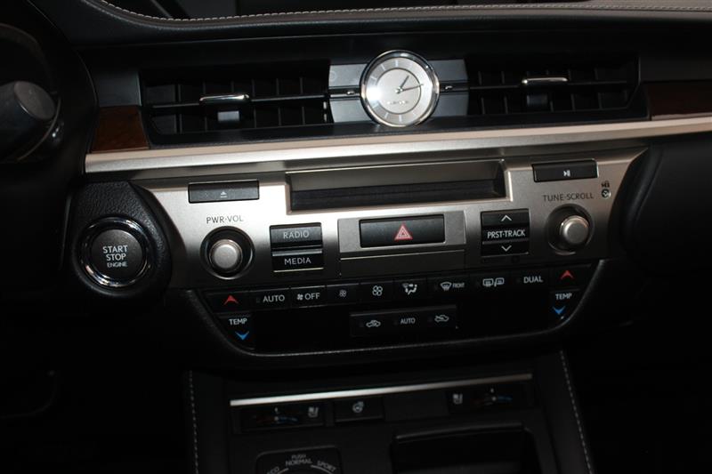 2018 Lexus ES 350 photo 37