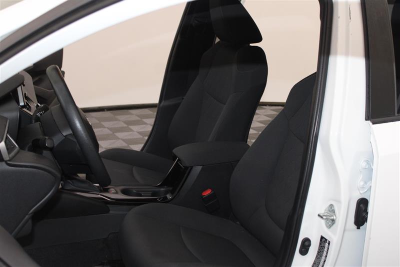 2021 Toyota Corolla LE photo 20