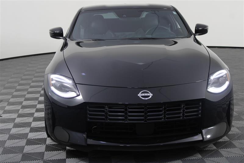 2024 Nissan Z Performance photo 3