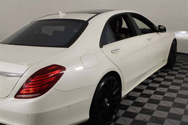 2015 Mercedes Benz S 550 photo 3