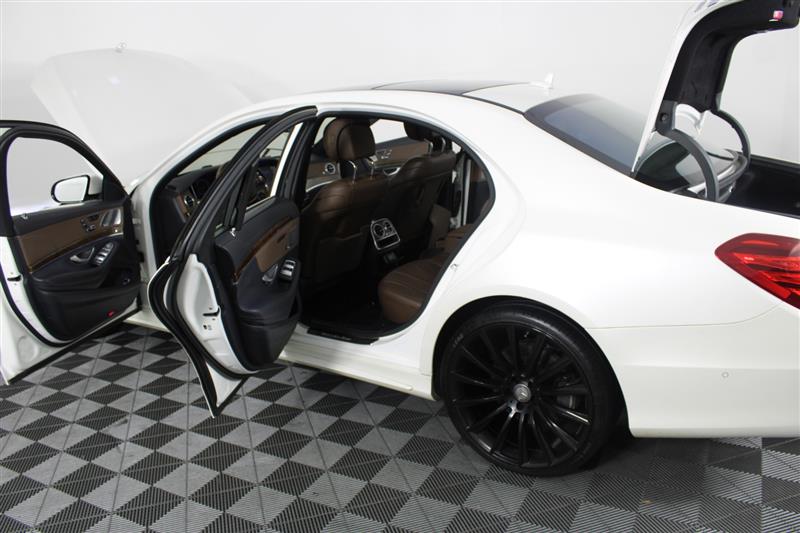 2015 Mercedes Benz S 550 photo 6