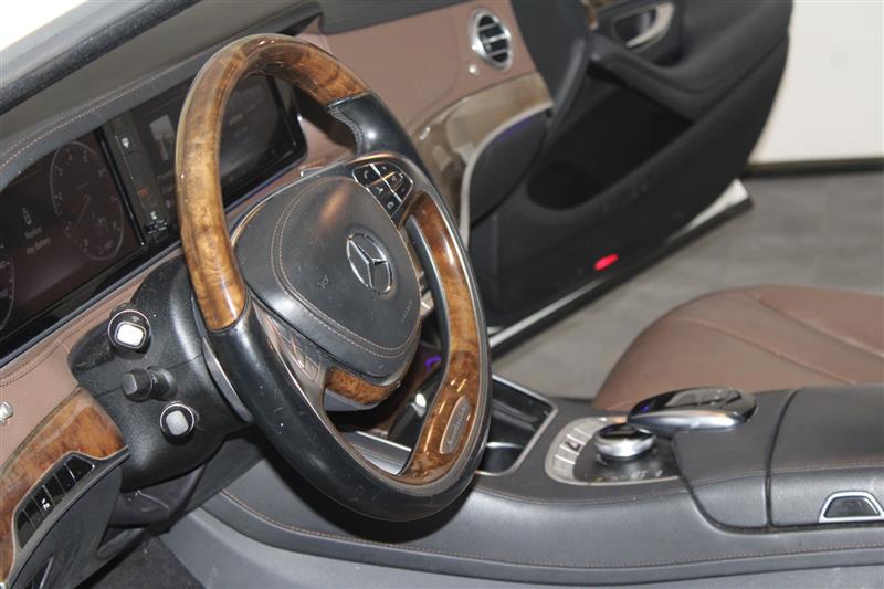 2015 Mercedes Benz S 550 photo 17