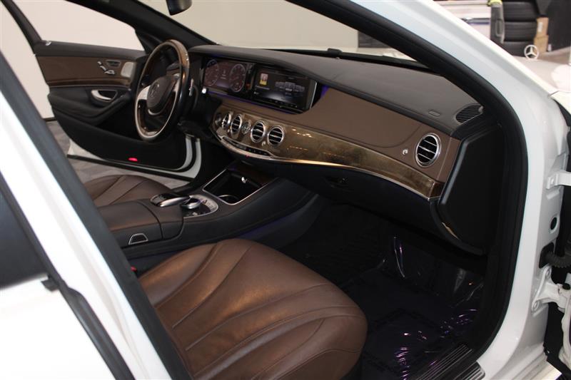 2015 Mercedes Benz S 550 photo 26