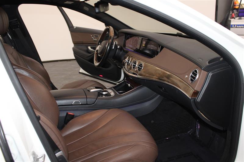 2015 Mercedes Benz S 550 photo 29