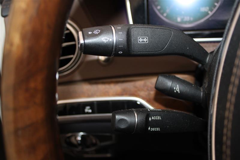 2015 Mercedes Benz S 550 photo 33