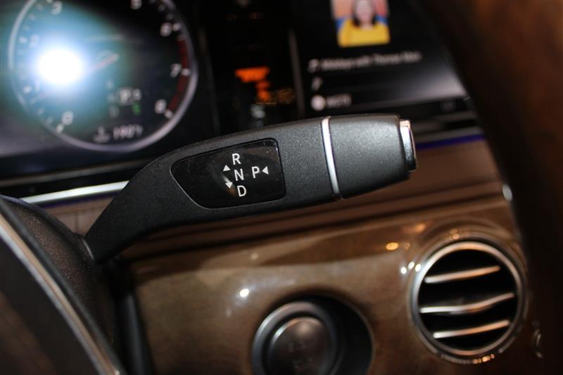 2015 Mercedes Benz S 550 photo 34