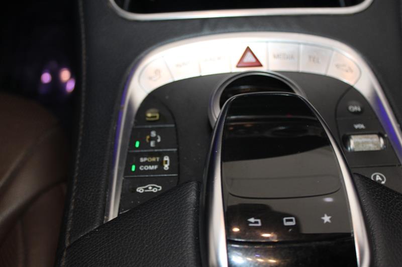 2015 Mercedes Benz S 550 photo 38