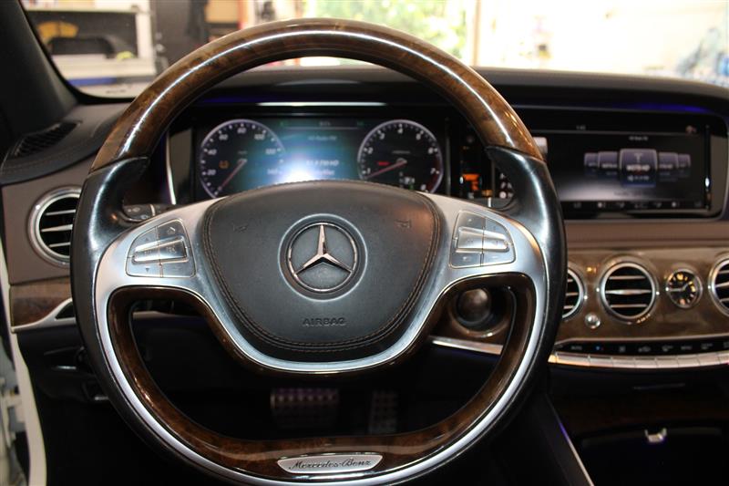 2015 Mercedes Benz S 550 photo 39