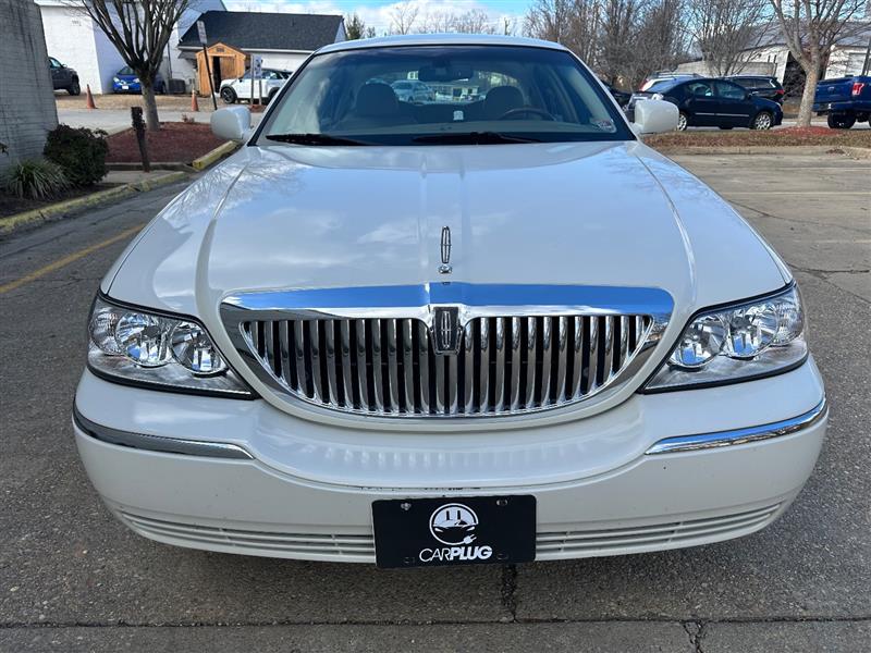 2006 Lincoln Town Car Signature Limited photo 13