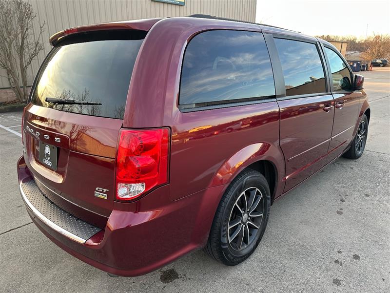 2017 Dodge Grand Caravan GT photo 5