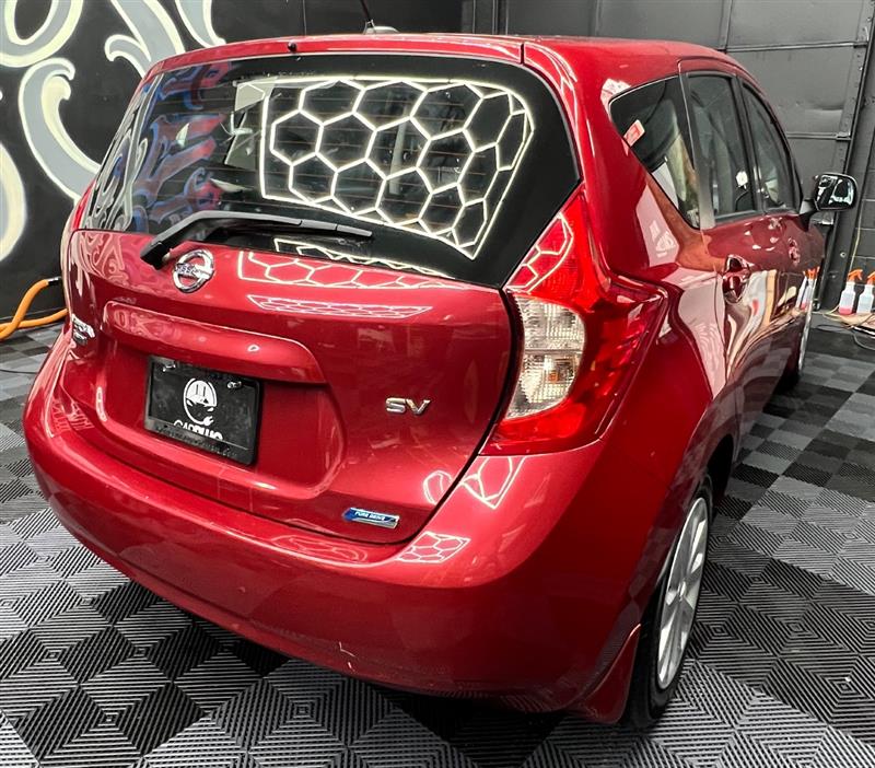 2014 Nissan Versa Note SV photo 5