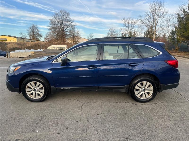 2017 Subaru Outback Base photo 2