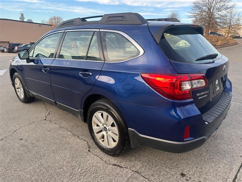 2017 Subaru Outback Base photo 3