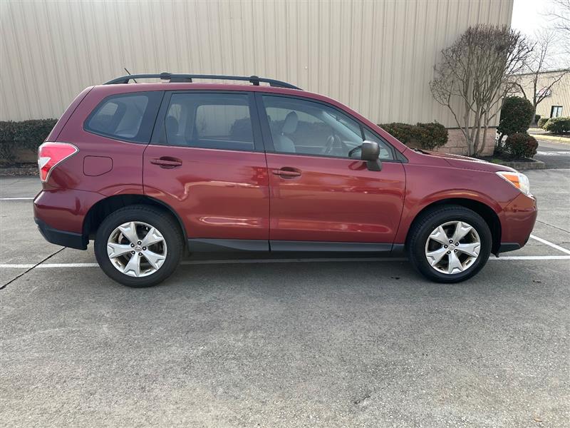 2015 Subaru Forester i photo 8