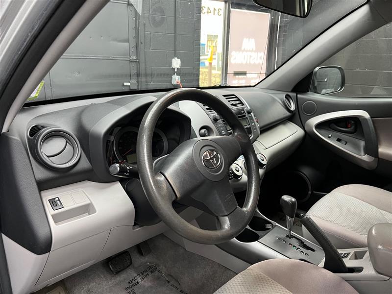 2007 Toyota RAV4 Base photo 18