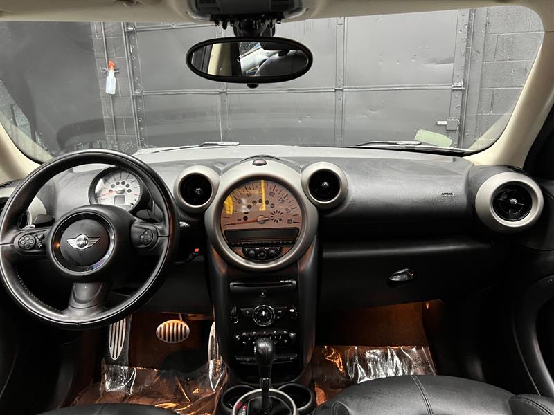 2011 MINI Countryman Countryman S 4WD photo 26