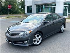 2013 TOYOTA CAMRY SE