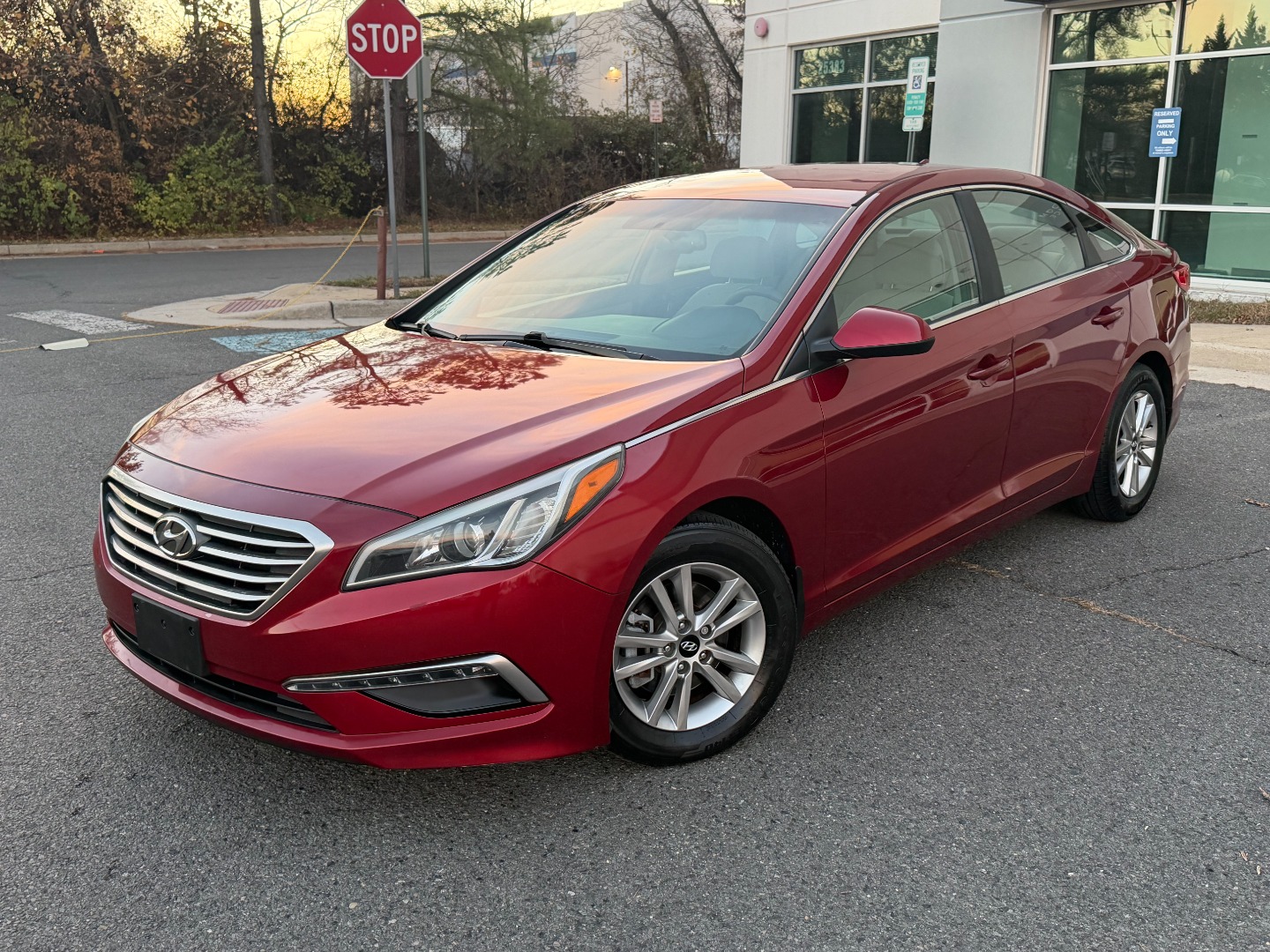 2015 Hyundai Sonata SE's photo