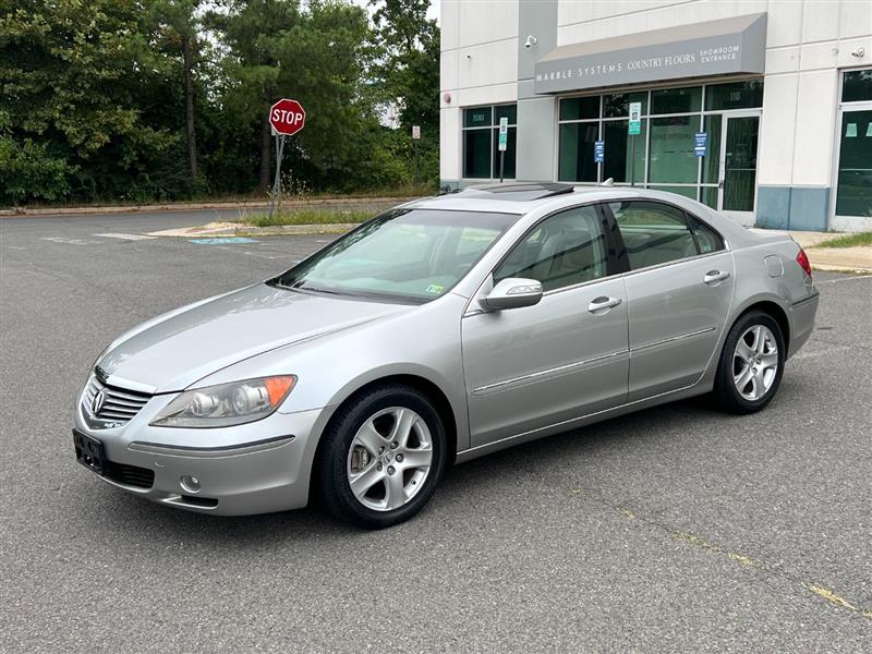 2007 Acura RL photo 2