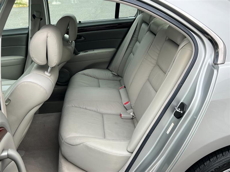 2007 Acura RL photo 19