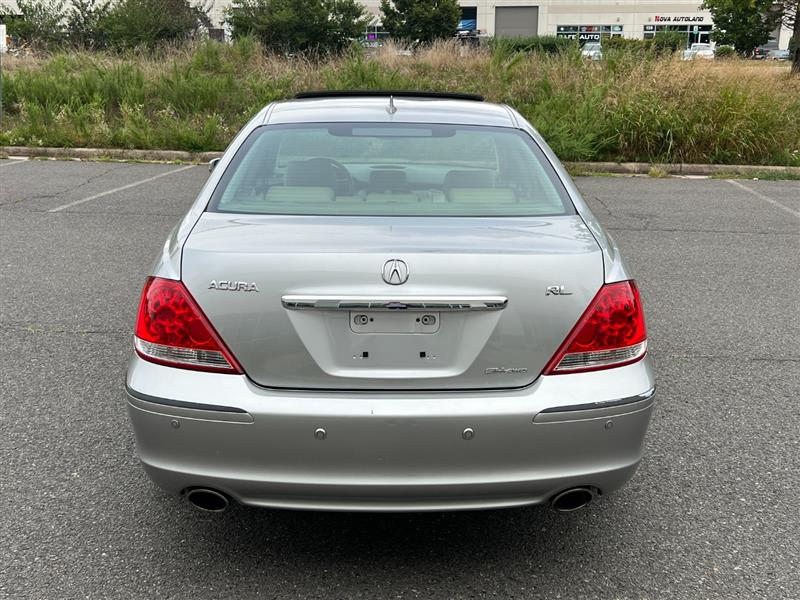 2007 Acura RL photo 9