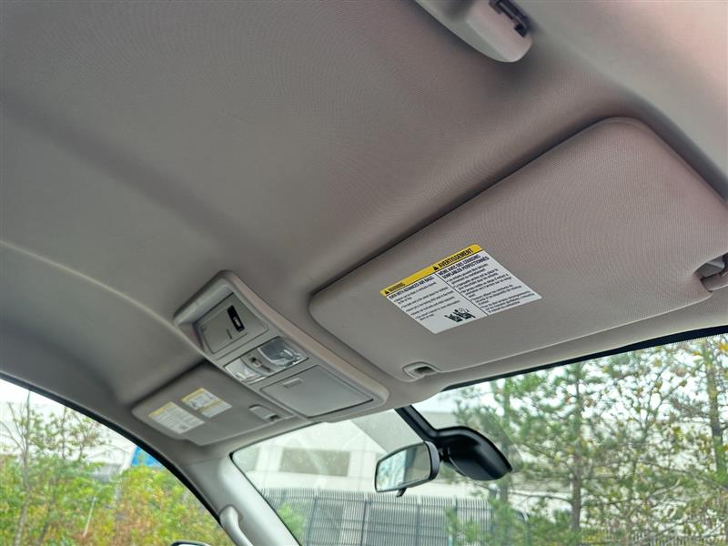 2017 Nissan Titan PRO-4X photo 36