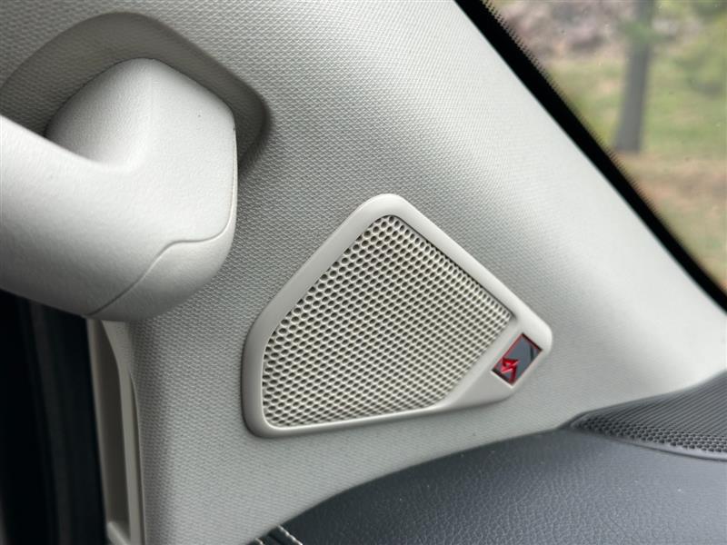 2017 Nissan Titan PRO-4X photo 46