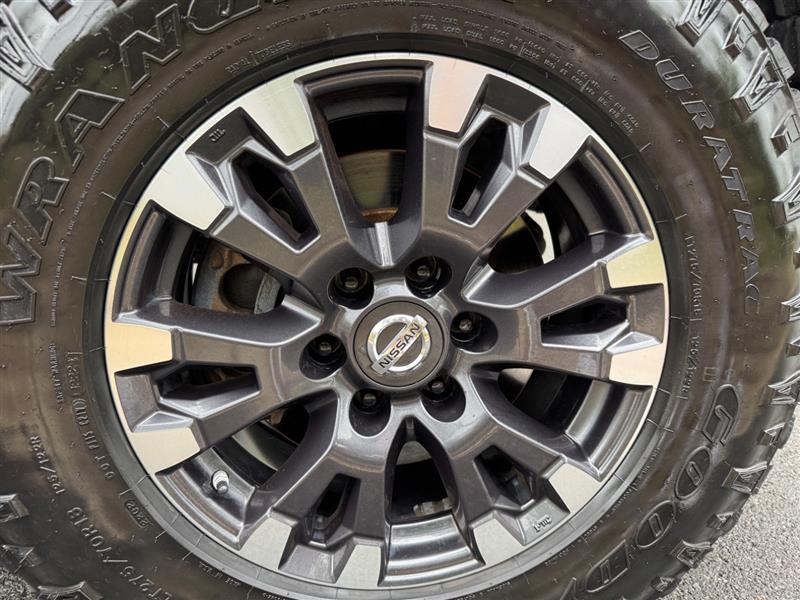 2017 Nissan Titan PRO-4X photo 55