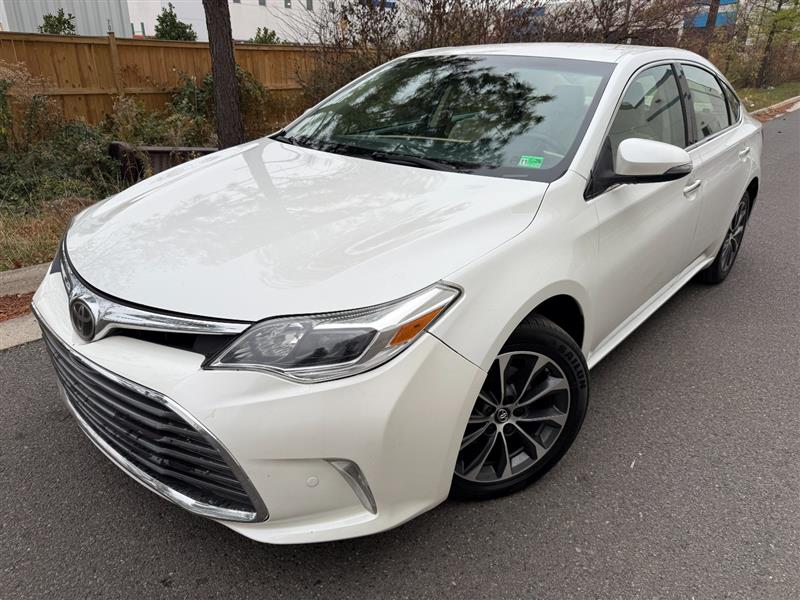 2017 Toyota Avalon XLE
