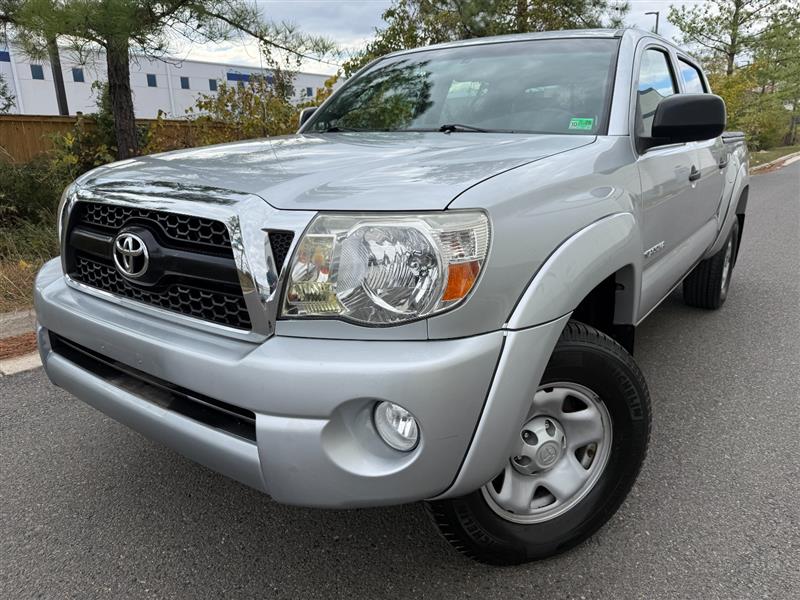 2011 TOYOTA TACOMA 