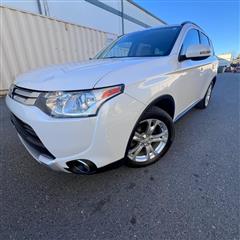 2015 MITSUBISHI OUTLANDER SE