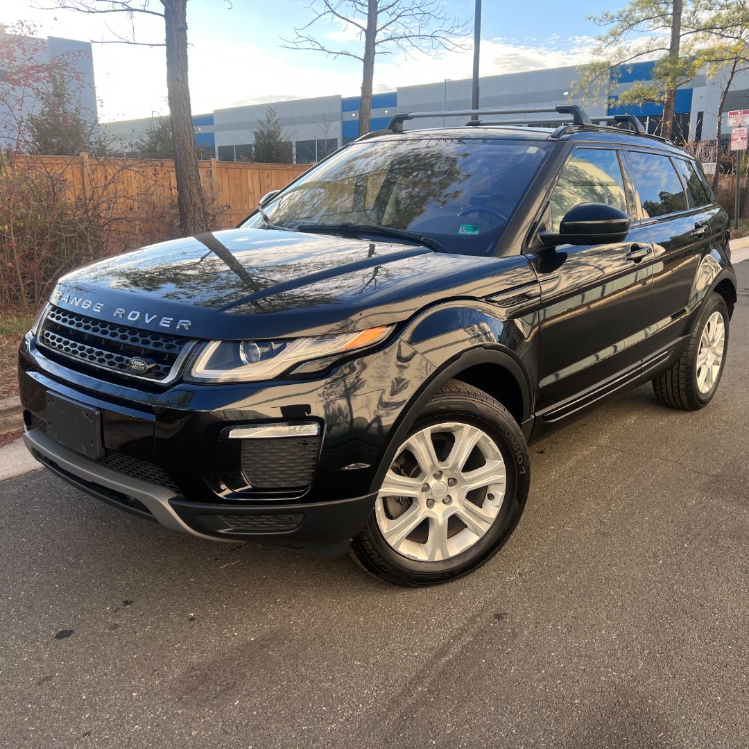 2016 Land Rover Range Rover Evoque SE's photo