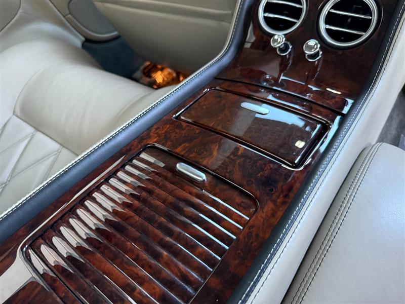 2006 Bentley Continental GT photo 49