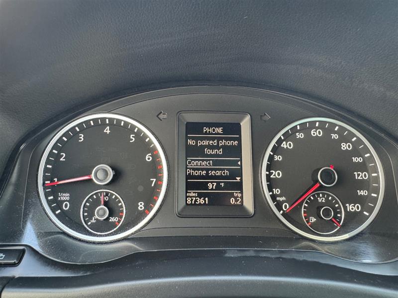 2012 Volkswagen Tiguan SEL Premium photo 41