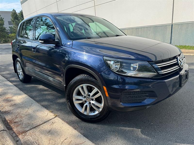 2012 Volkswagen Tiguan SEL Premium photo 6