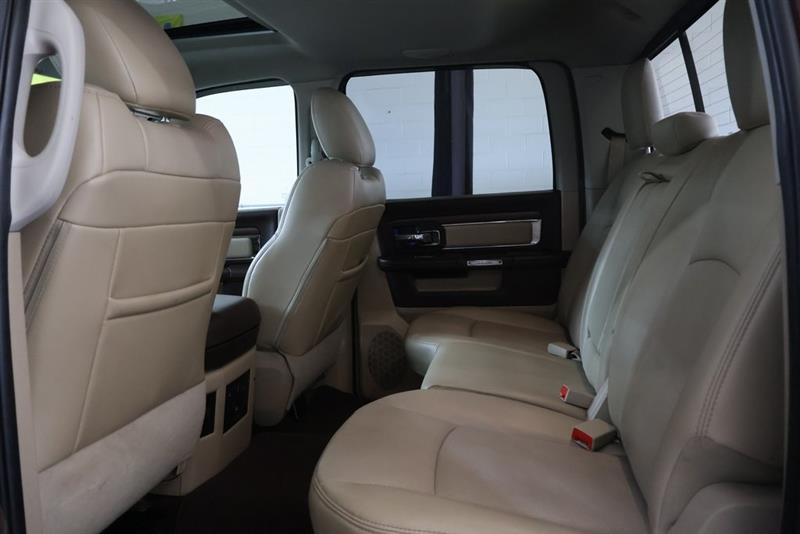 2016 RAM 1500 LARAMIE