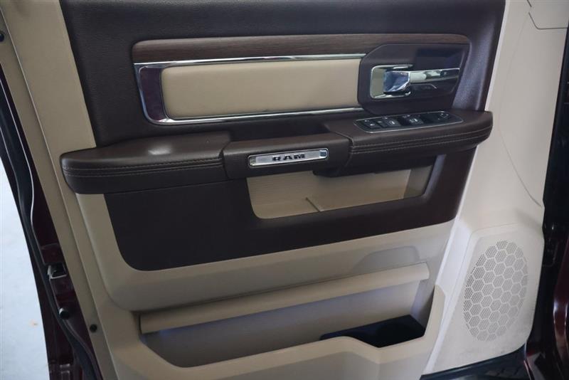 2016 RAM 1500 LARAMIE