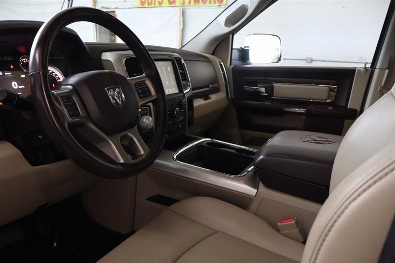 2016 RAM 1500 LARAMIE