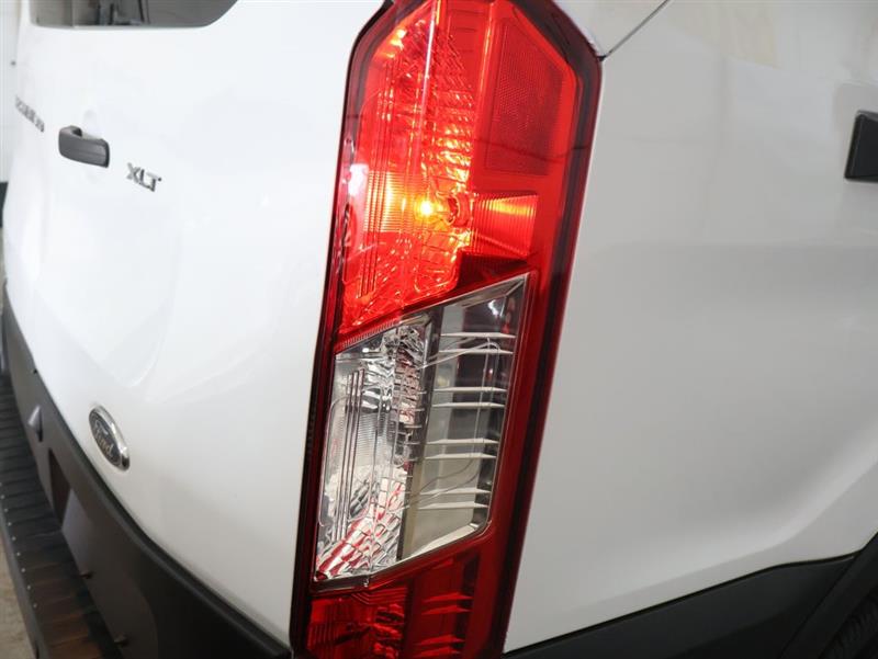 2023 FORD TRANSIT PASSENGER WAGON XLT