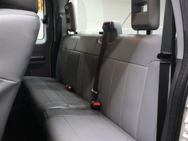 2015 FORD SUPER DUTY F-250 SRW XL