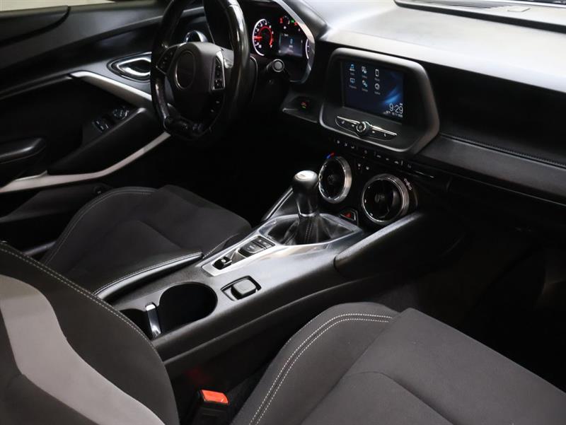 2017 CHEVROLET CAMARO 1LT