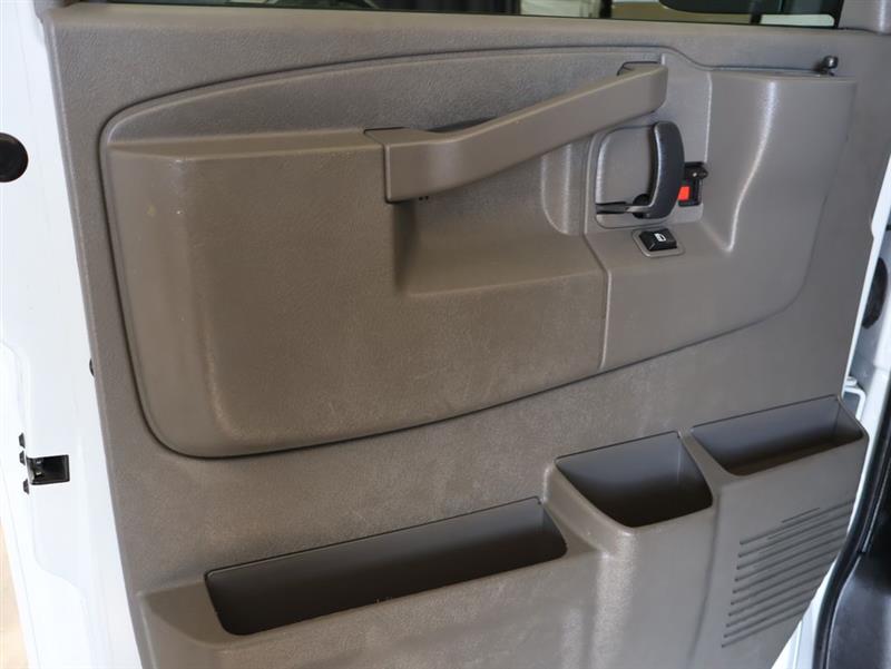 2023 CHEVROLET EXPRESS PASSENGER LS