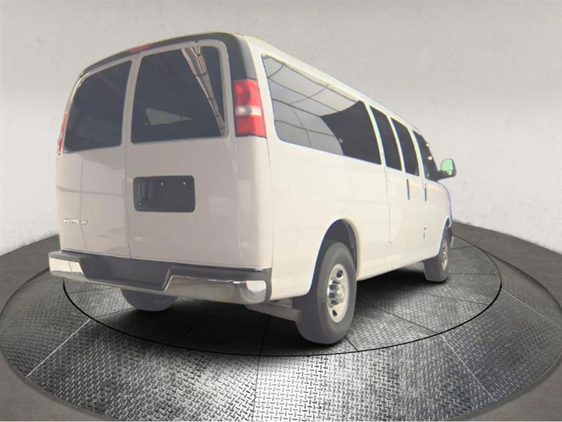 2020 CHEVROLET EXPRESS PASSENGER LT