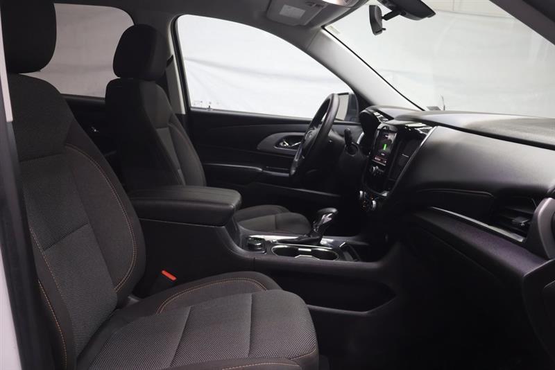 2021 CHEVROLET TRAVERSE LS