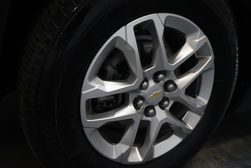 2021 CHEVROLET TRAVERSE LS